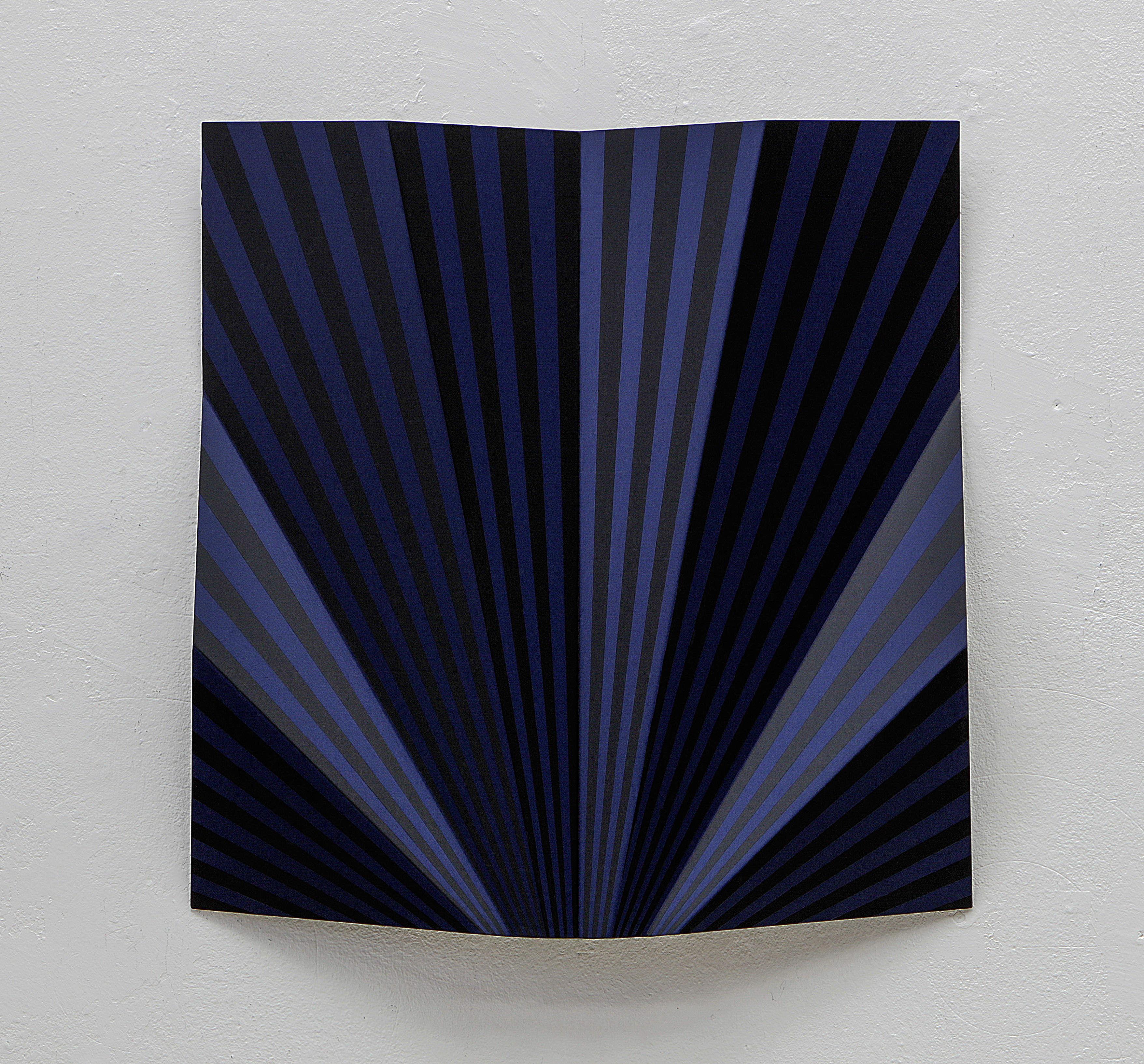 "SATURN I",70x70x7cm, ﻿acylic/formed aluminium
