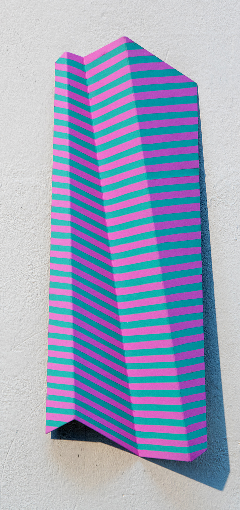 15/15,"ENIEDLEDAM", 52x21x 6cm, Acrylic/ Alumiumtin