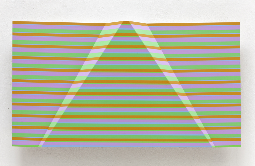 ANAXAGORAS IV, 2012, 100x 150x 12x11 cm, Acryl auf Alublech, gefaltet, E. Diehl