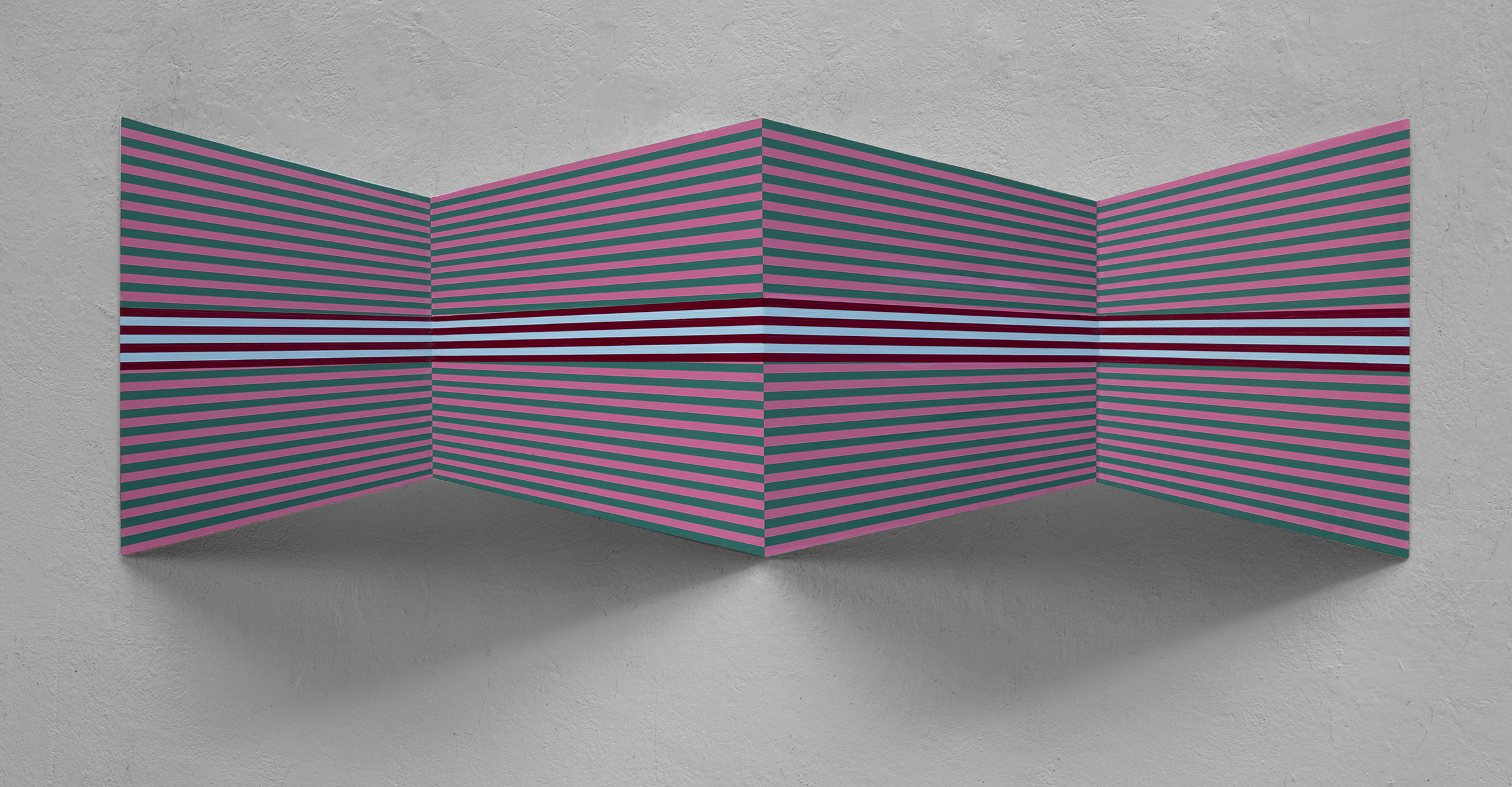 Edgar Diehl, JUXTAPOSITION  II, 48 x 143 x 13, cm, acrylic / formed aluminium 