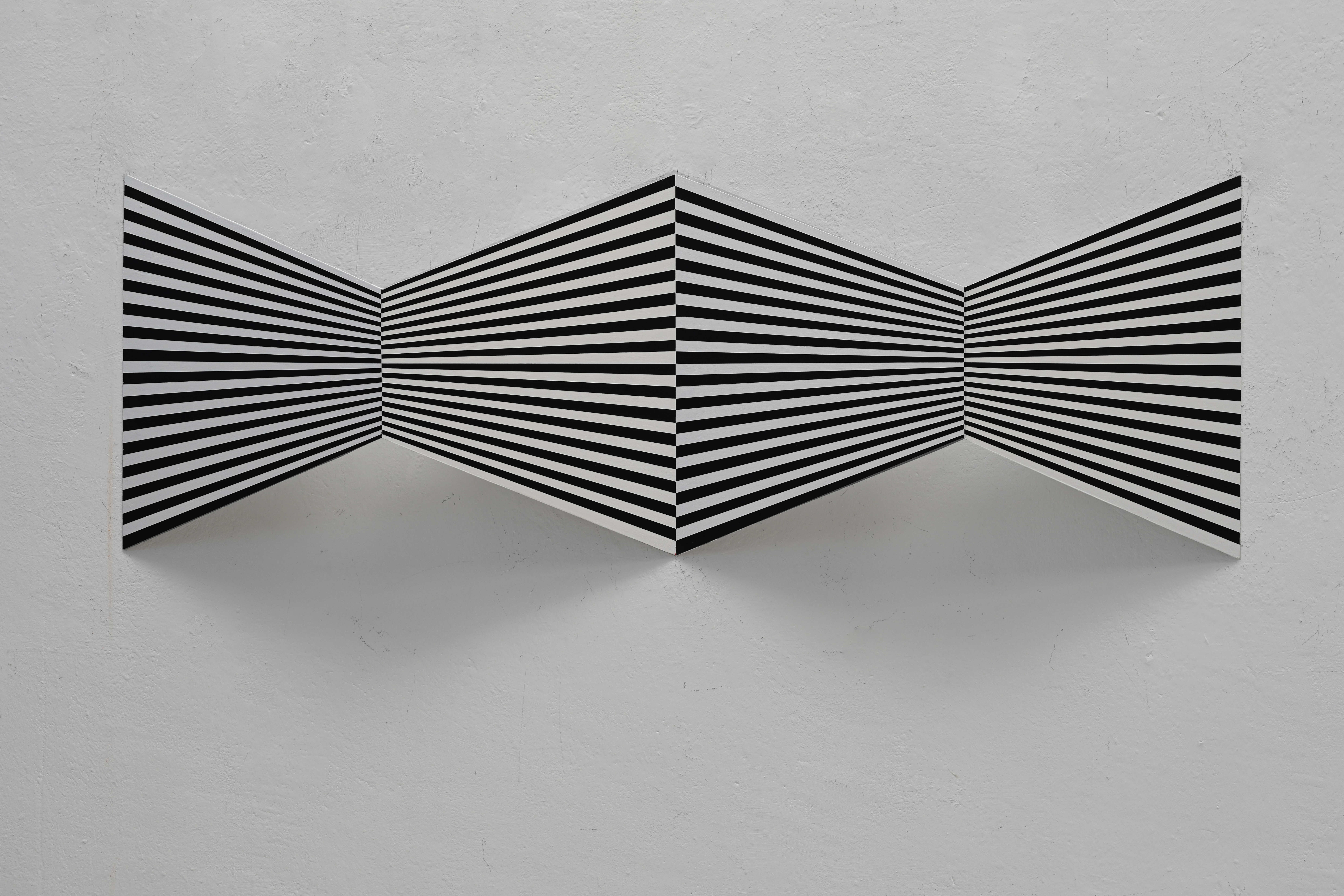 Edgar Diehl, JUXTAPOSITION IV, 48 x142x13cm, acrylic / formed aluminium