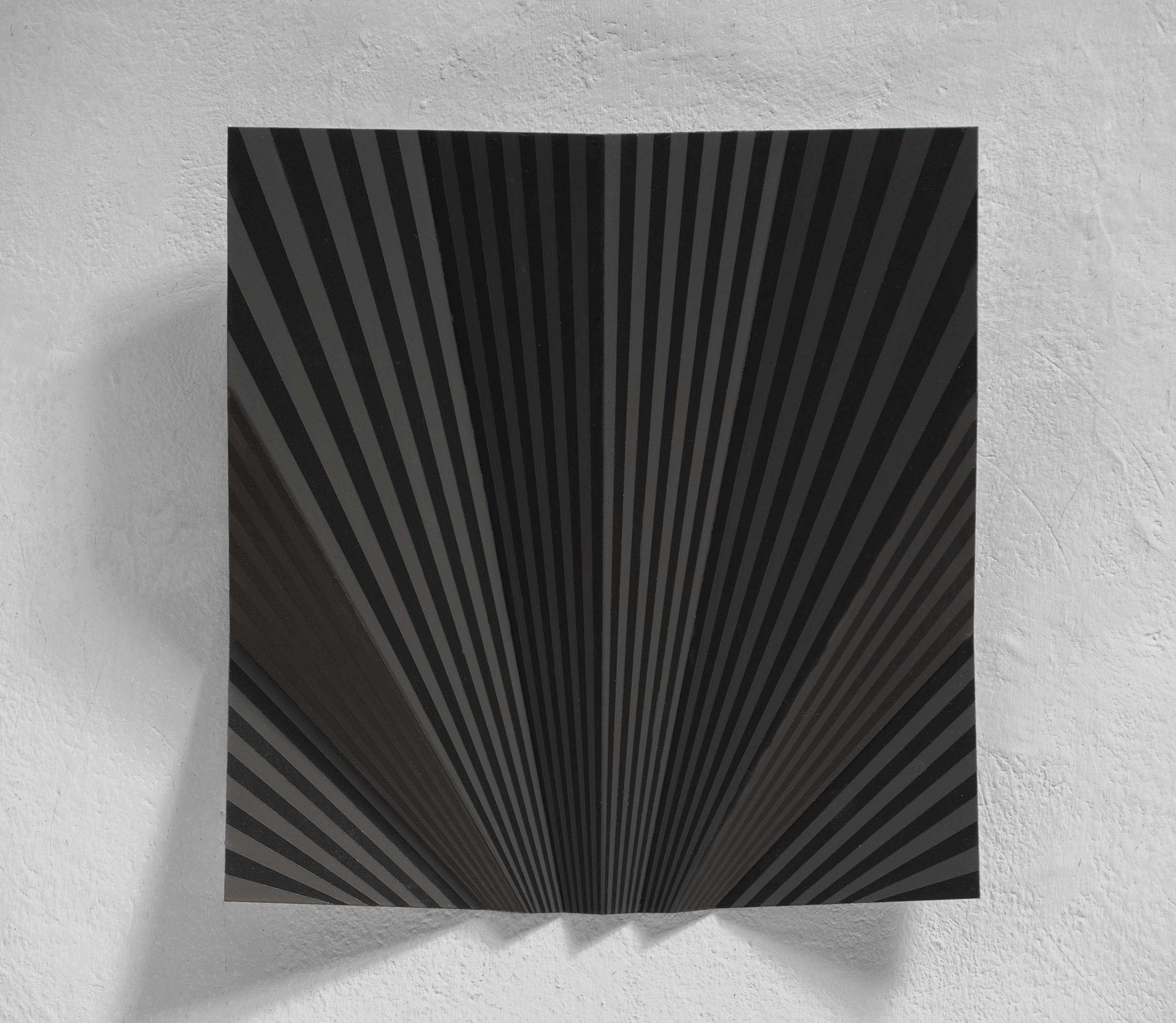 Edgar Diehl, SATURN XII, 50x50x5cm, acrylic / formed aluminum