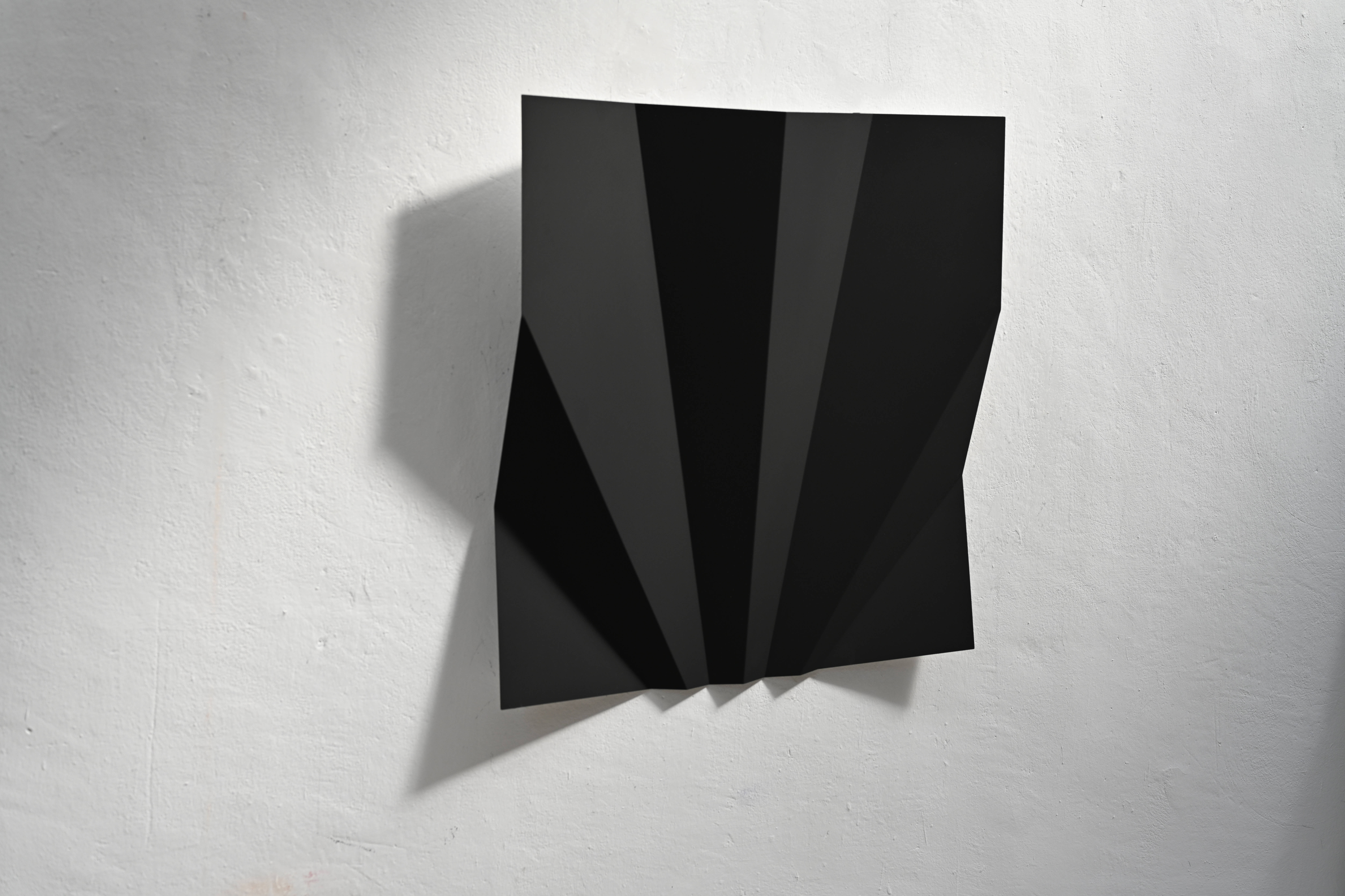 Edgar Diehl, SATURN XV, 100 x 97 x 9 cm, acrylic / formed alumimium, side-view